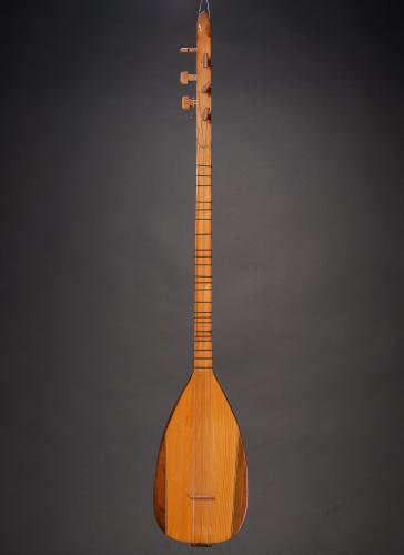 Saz. Origem: Turquia