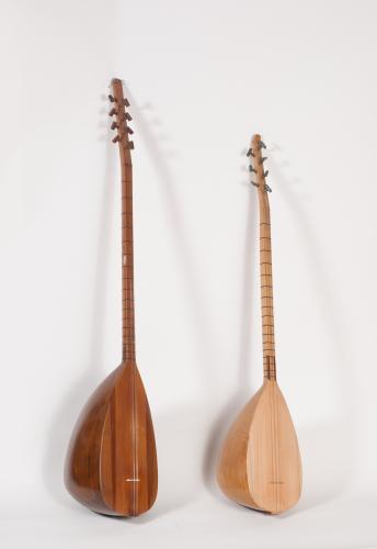 Saz. Origem: Turquia